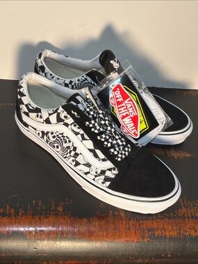 NWT Vans Nightmare Before Christmas Collaboration Sneakers ( Jack Skellington)